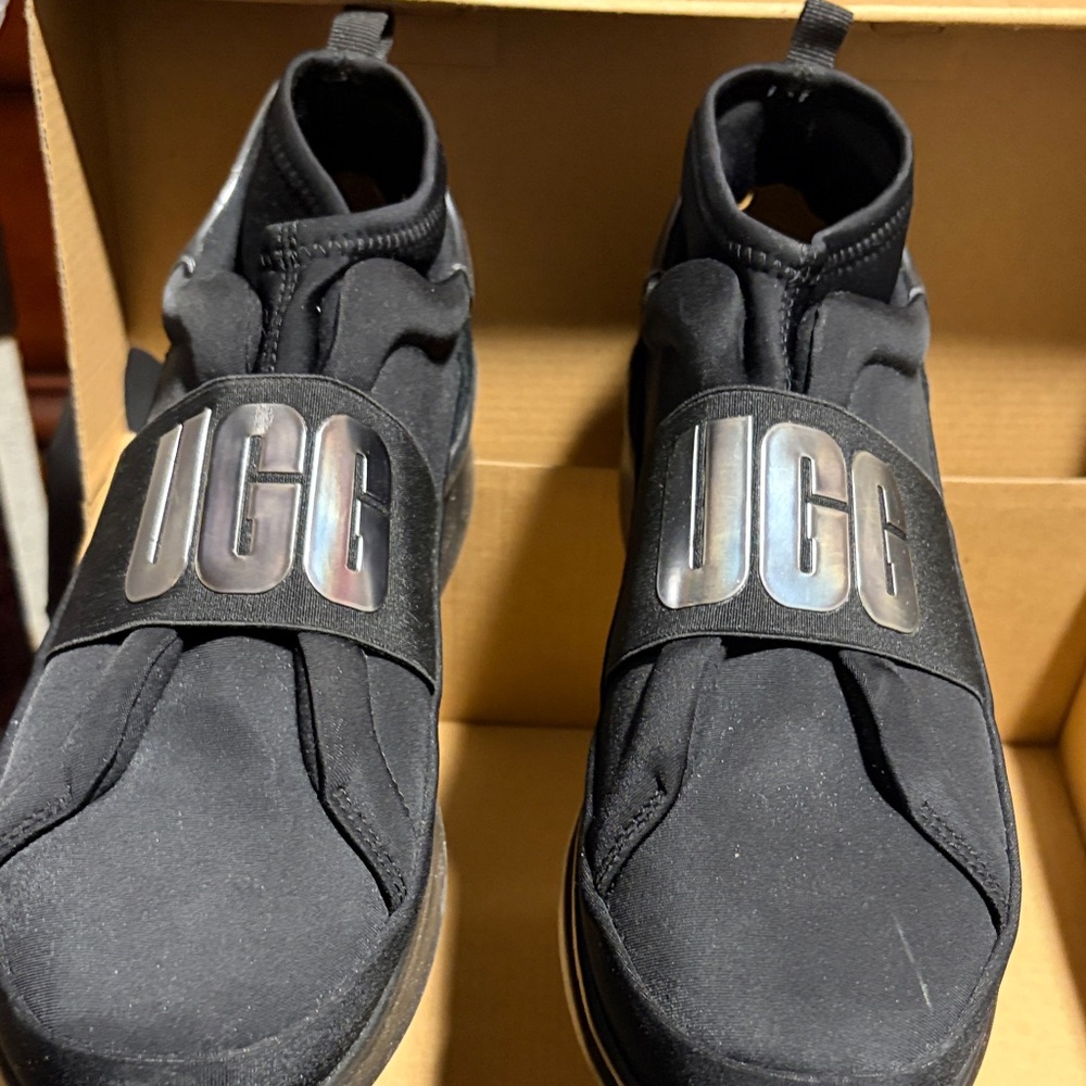 UGG Black Slip-On Fashion Sneakers